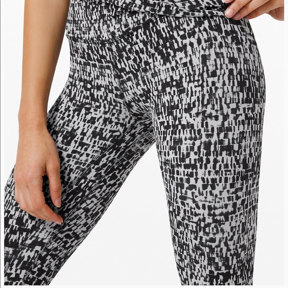BNWT - lululemon Align HR Pant 25” *sold out